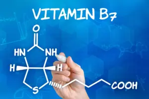 Biotin, Vitamin-B7, Hand malt Strukturformel des Moleküls