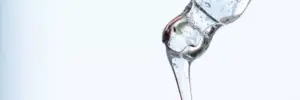 Sodium acetylated hyaluronate Acetylated hyaluronic acid liquid dripping from pipette